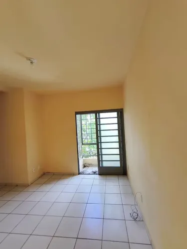 Apartamento em condomínio fechado.
