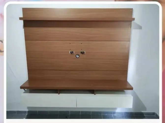 Vende-se painel para tv semi- novo em ótimo estado