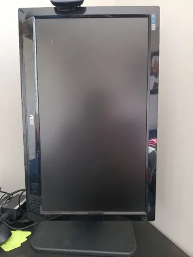 Monitor AOC 19,5" Widescreen (LED) vertical e horizontal 