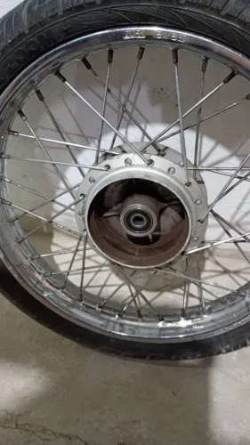 Vendo aro raiado 18