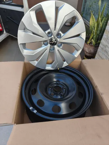 Rodas de ferro + calotas aro 16T Cross