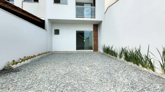 Casa à Venda - Aventureiro, Joinville