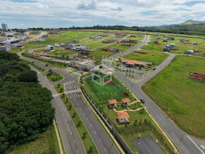 Terreno de esquina à venda do Condomínio Terras de São Bento III em Limeira