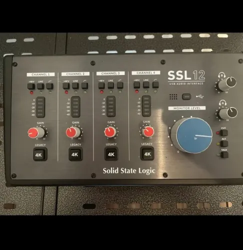 Interface de áudio ssl 12 