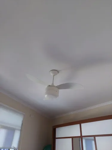 Ventilador de teto seminovo por 100,00