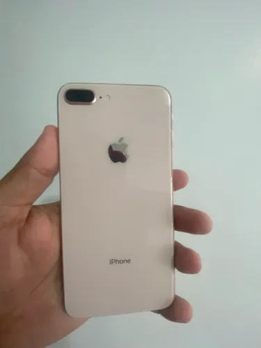 iPhone 8 Plus