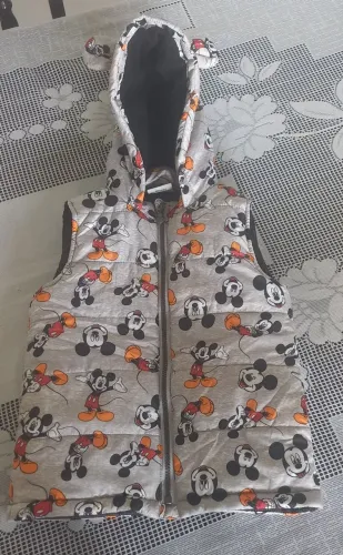 Colete infantil puffer de 6 a 8 anos