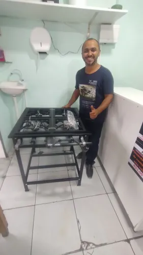 FOGÃO INDÚSTRIAL A GÁS 04 BOCAS ALTA PRESSÃO VENÂNCIO