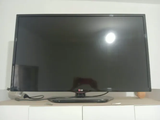 Vendo TV LG 39 polegadas. Nao é SmartTv