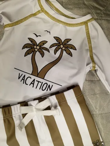 Roupa de praia pra bebê