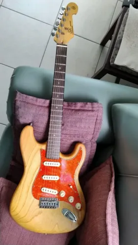 Guitarra Sx American Swamp Ash c/ Upgrades