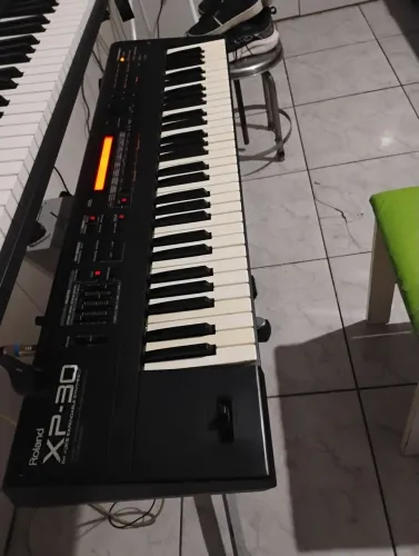 ROLAND XP 30. A LENDA 