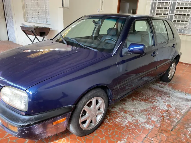Volkswagen Golf GL 1.8/ 2.0i 4P 1996