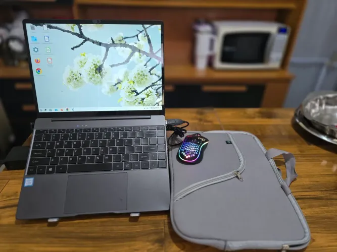 Vendo Notebook CHUWI CoreBook X