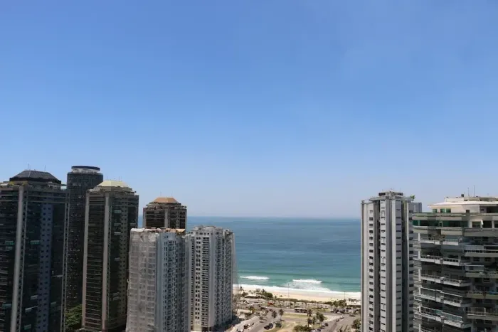 sendo 4 suites - Cobertura duplex com 5 quartos sendo 4 suites no bairro Barra da Tijuca