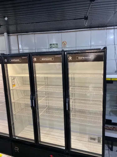 Balcão Expositor Auto Serviço 3 Portas Resfriados Refrimate