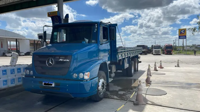 Mercedes Benz 2324 Atron