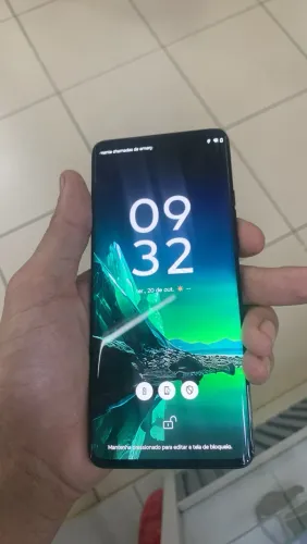 Motorola edge 40 neon