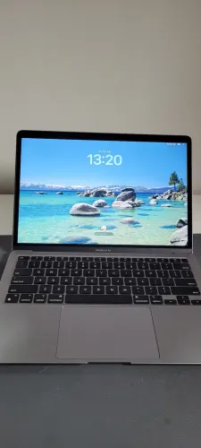 MacBook Pro M1 2020 13" 256GB SSD 8GB RAM Space Gray