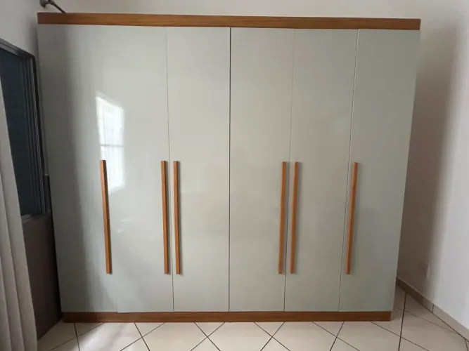Guarda roupa casal
