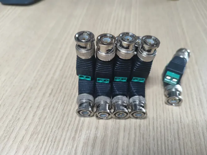 Conector BNC para câmera de segurança