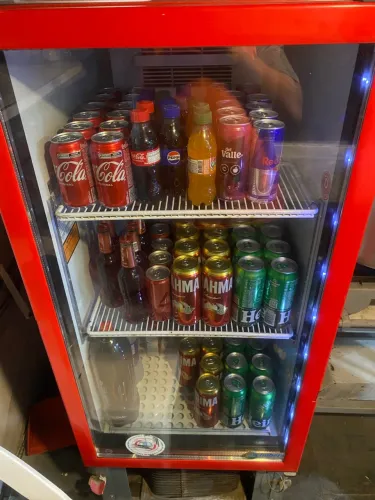 Vendo ou troco freezer e espositor de cerveja