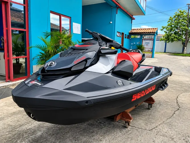 Jet-Ski Sea-Doo 170 Gti Se - 2022 Com Som BRP