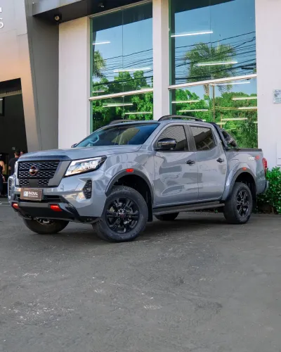 Nissan Frontier Pro4x CD 4X4 2.3 Bi-TB Die. AUT 2025