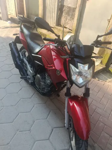 Fazer ys250 2012