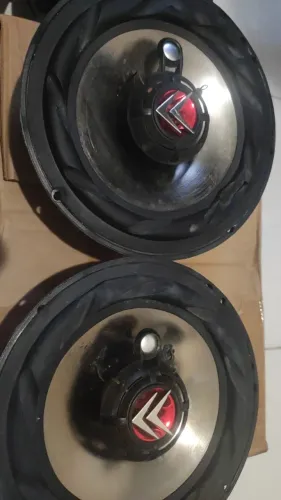 Alto-falante automotivo Triaxial Bomber