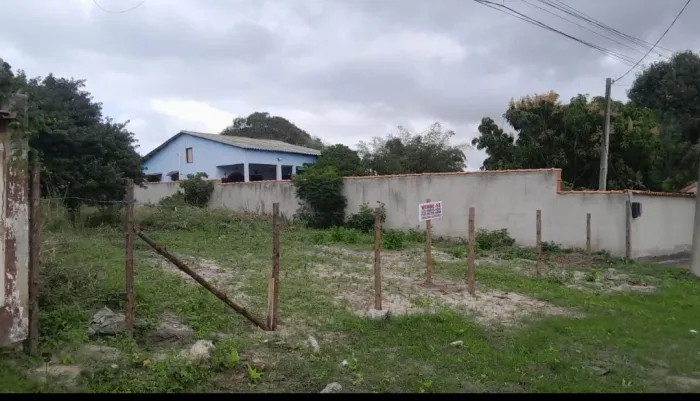 VENDO TERRENDO DE 600M2 EM CONDOMÍNIO VILLAR ARARUAMA; REGIÃO DOS LAGOS-RJ