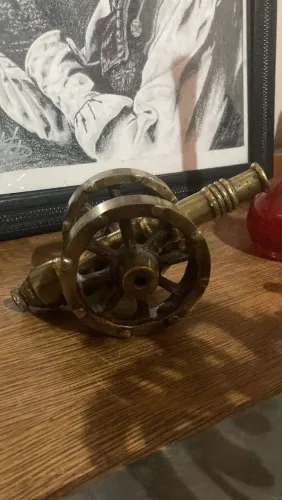 Canhãozinho em bronze