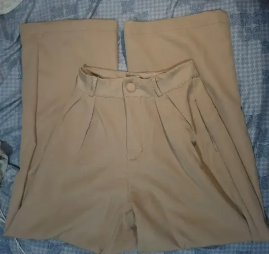 Calça social feminina