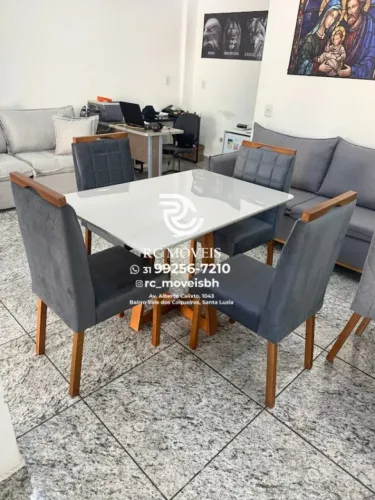 Mesa de jantar 1,20x0,80 Tampo Vidro + 4 Cadeiras estofadas Madeira resistente Maciça