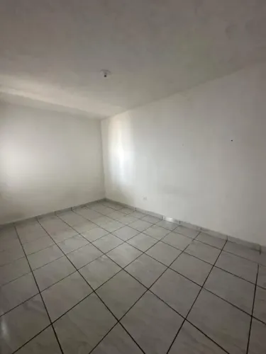 Casa para Locação em Presidente Prudente, ROTTA DO SOL, 1 dormitório, 1 banheiro, 1 vaga