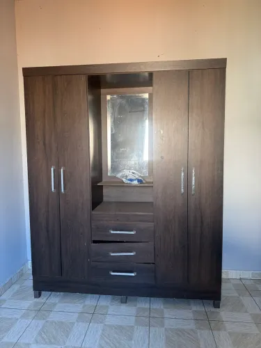 Guarda-Roupa