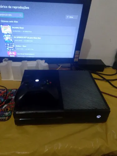 Xbox one fat novo+1manete+red dead 2+GTA V+metrô 2033+FIFA 26