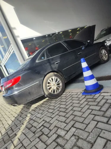 Hyundai Azera GLS 3.3 V6 24V 4P Aut. 2011