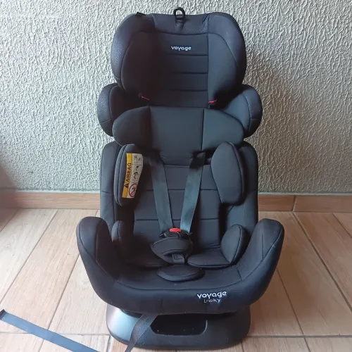 Cadeirinha/ bebê conforto 