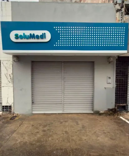 ALUGA-SE PONTO COMERCIAL NO CENTRO