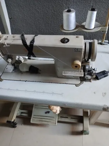 Maquina de costura