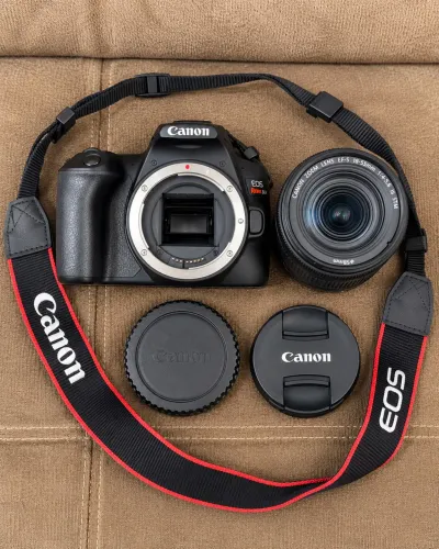 Canon EOS Rebel SL3 + 18-55 STM | Pouquíssimo uso | Excelente estado