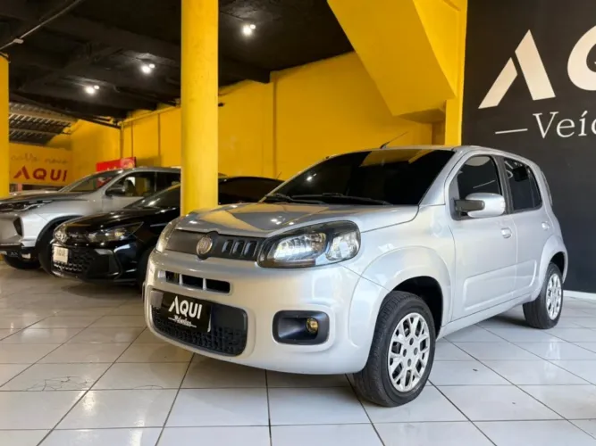 Fiat Uno Attractive 1.0 EVO Fire Flex 8V 5P 2015