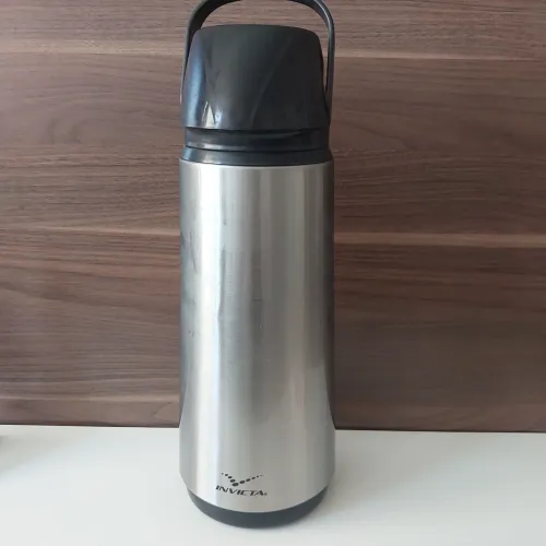 Garrafa térmica Invicta 2 litros