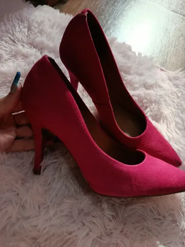 Salto scarpin em veludo TAM 34