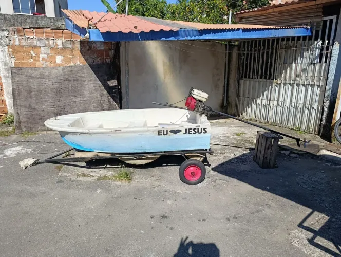 Barco fibra de Carbono motor Honda GX120