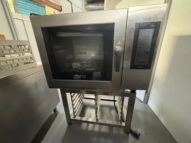Forno combinado Prática