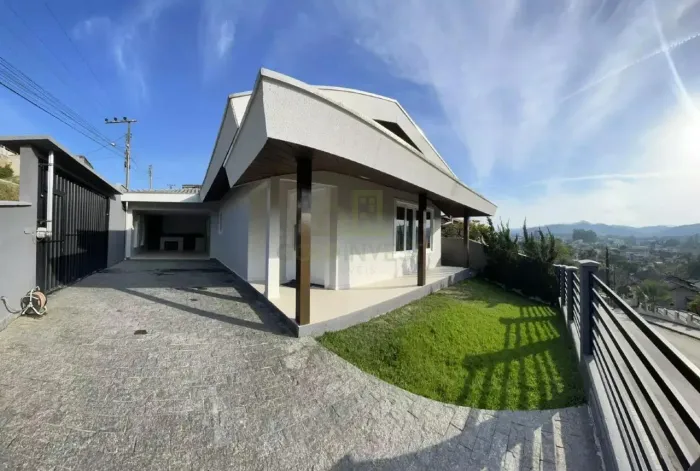 Casa com 2 quartos no bairro Souza Cruz!!!