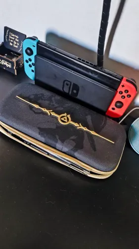 Nintendo Switch Desbloqueado + acessórios