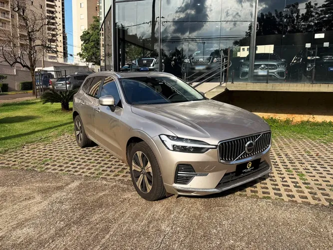 Volvo XC-60 T-8 Plus 2.0 AWD (híbrido) 2023